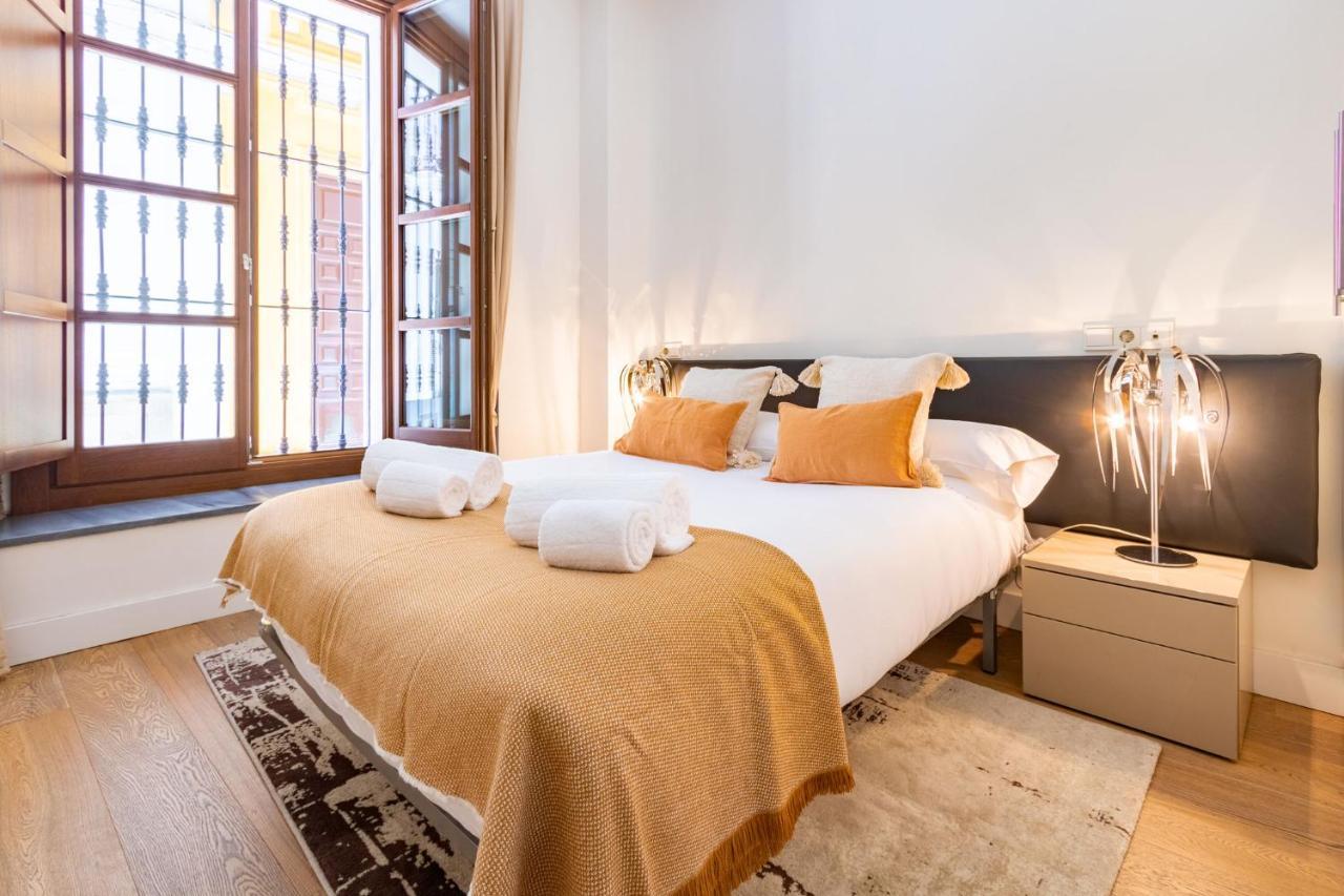 Apartmán Angeles Santa Cruz Deluxe By Valcambre Sevilla Exteriér fotografie