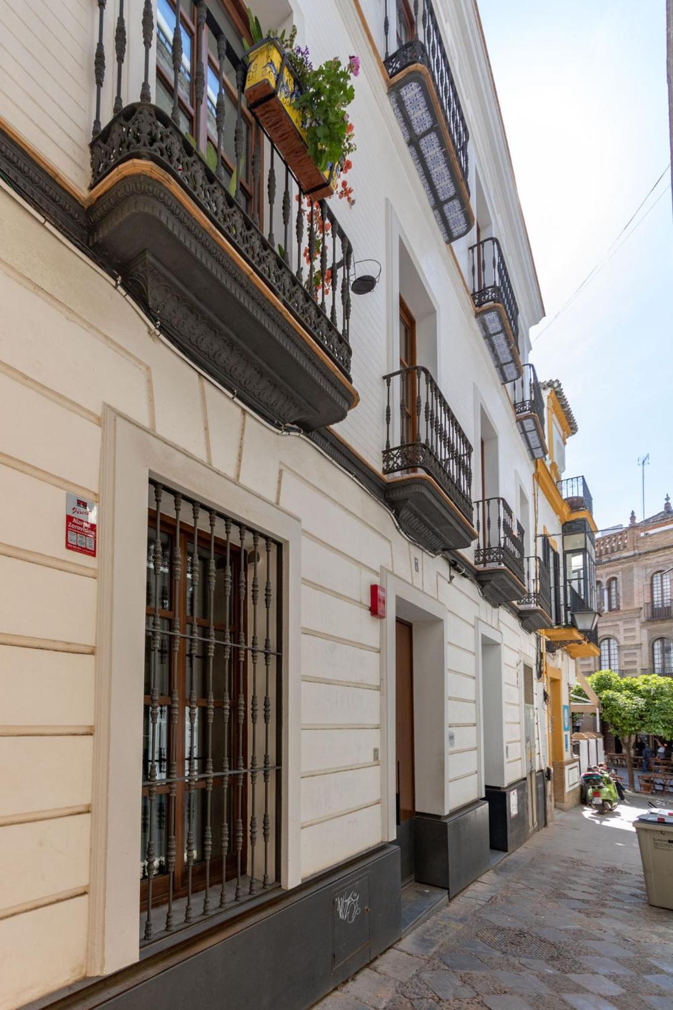 Apartmán Angeles Santa Cruz Deluxe By Valcambre Sevilla Exteriér fotografie